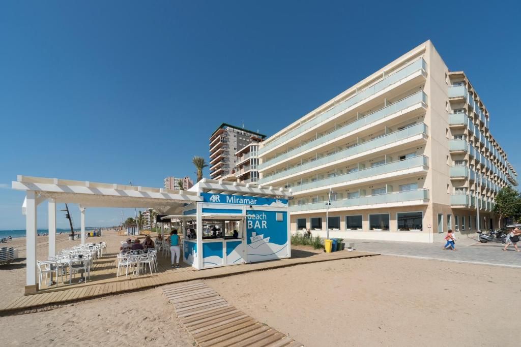4R Hotel Miramar Calafell фото 31