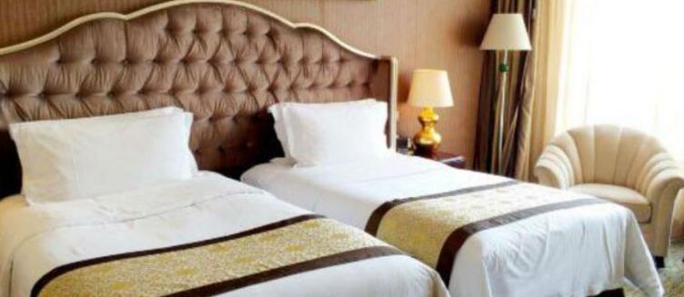 Фото отеля Beijing Yulong International Hotel