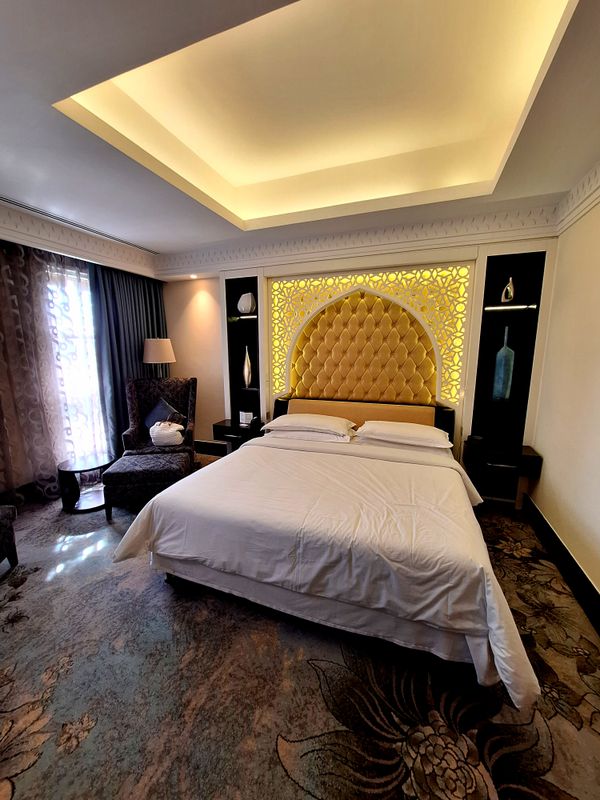 Sheraton Sharjah Beach Resort & Spa фото 75