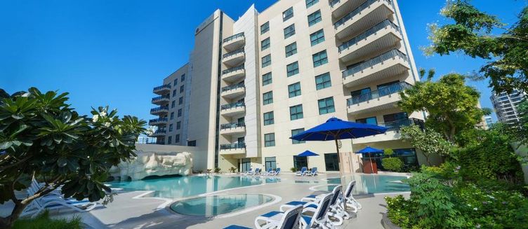 Фото отеля Park Hotel Apartments
