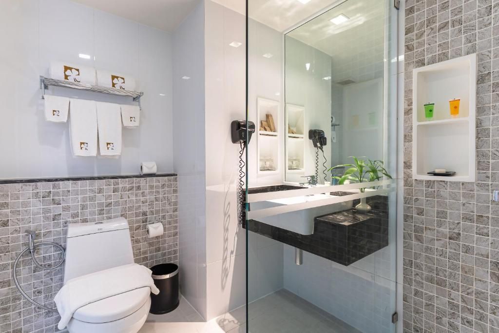 Hotel Clover Patong Phuket фото 122