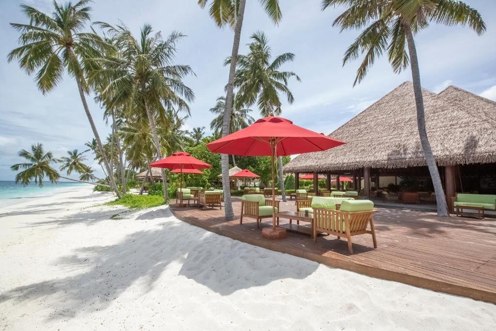 Reethi Faru Resort фото 18