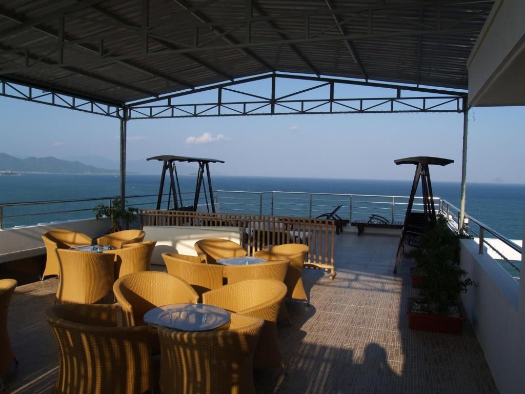 Majestic Nha Trang Hotel фото 38