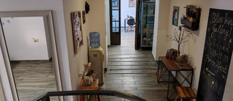 Фото отеля Blur Inn Gallery