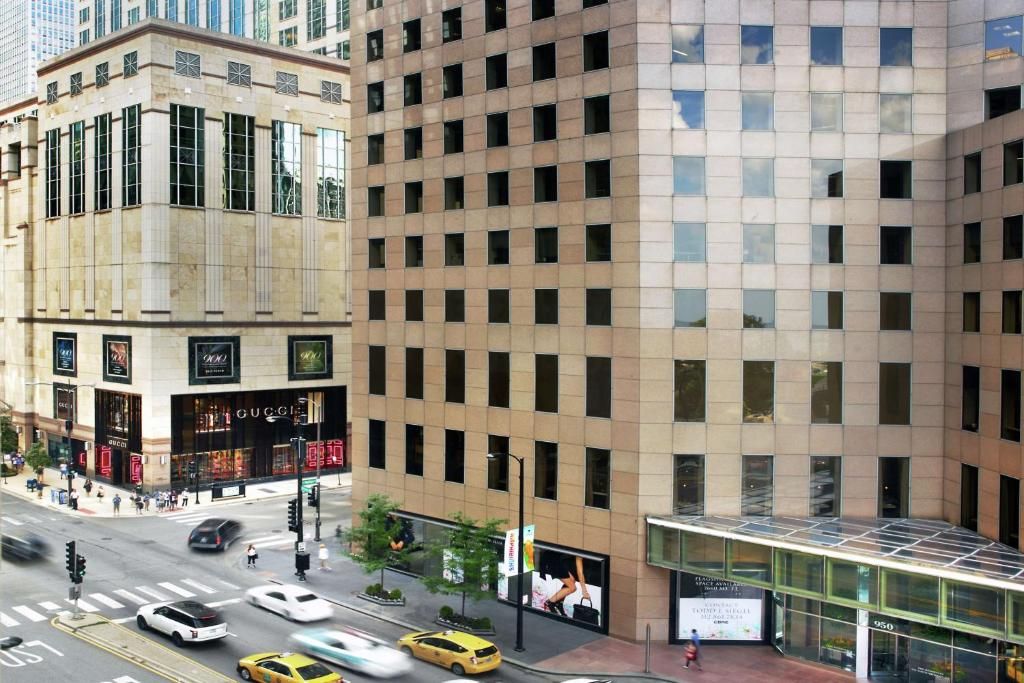 The Drake, A Hilton Hotel фото 15
