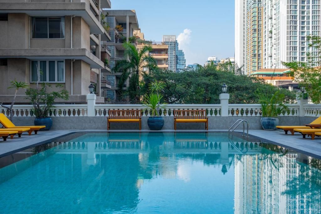Boulevard Hotel Bangkok Sukhumvit фото 38