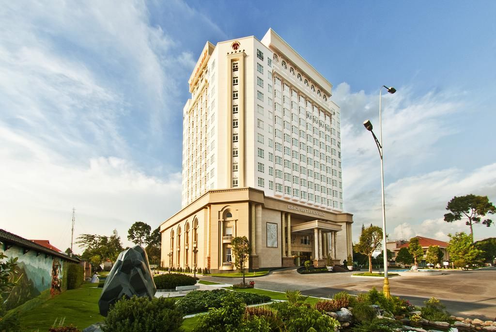 Tan Son Nhat Saigon Hotel фото 0