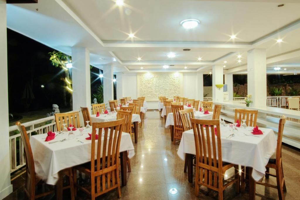 Puri Saron Hotel Senggigi фото 37