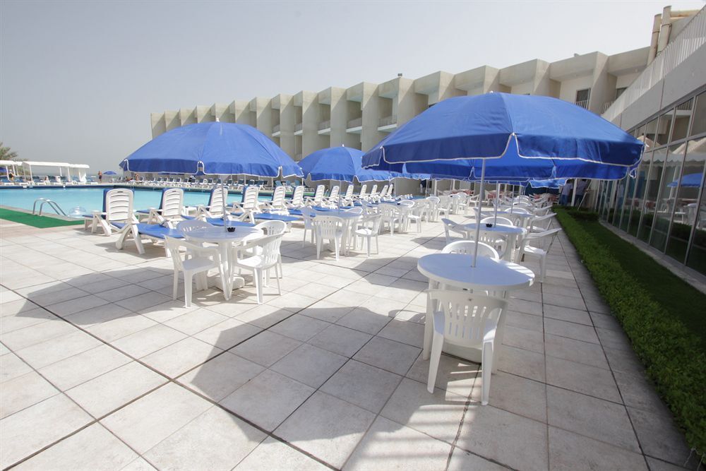 Beach Hotel Sharjah фото 14