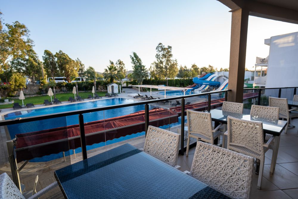 Bodrum Beach Resort фото 73