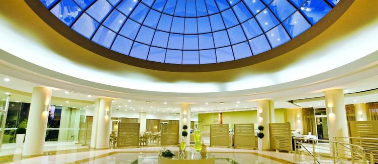 Фото отеля Kipriotis Maris Suites