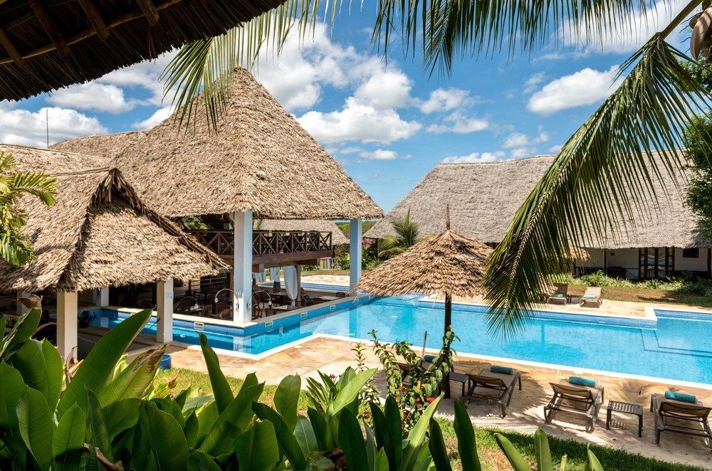 Karafuu Beach Resort фото 67