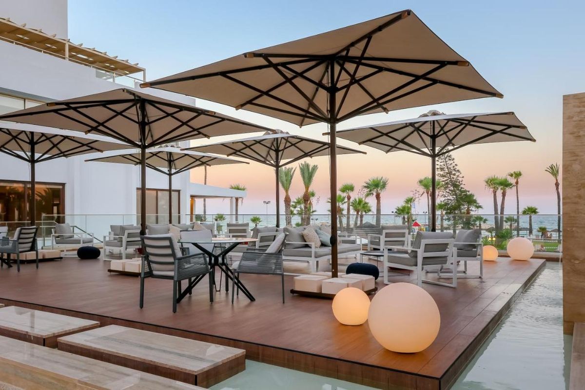 Golden Bay Beach Hotel фото 9