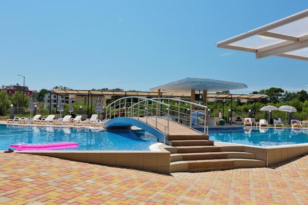 Emberli Aparthotel фото 4