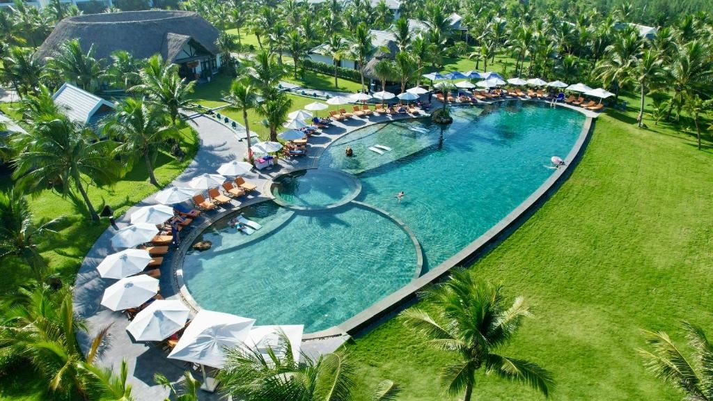 Bliss Hoi An Beach Resort & Wellness фото 4