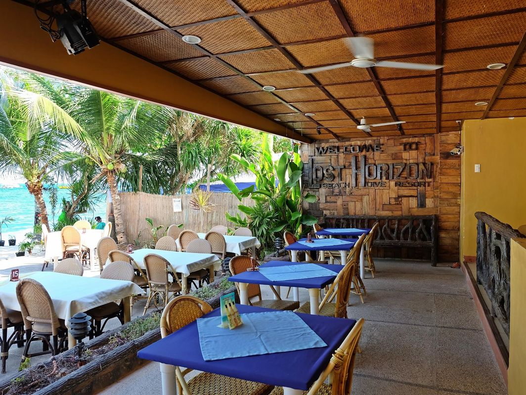 Lost Horizon Beach Dive Resort фото 17