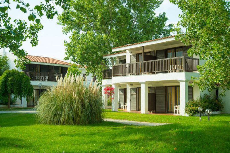 Golden Coast Hotel & Bungalows фото 15