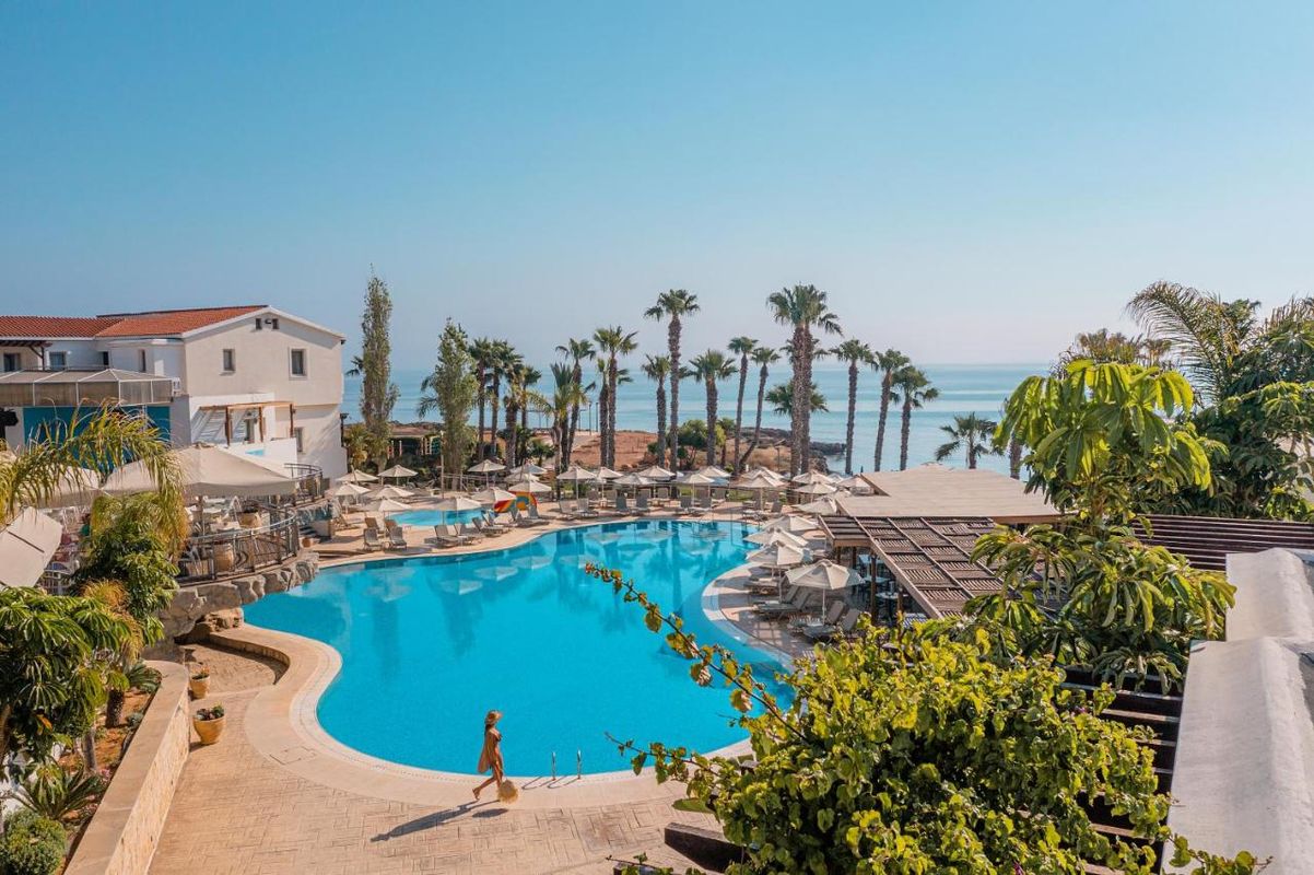 Louis Althea Beach Hotel фото 0