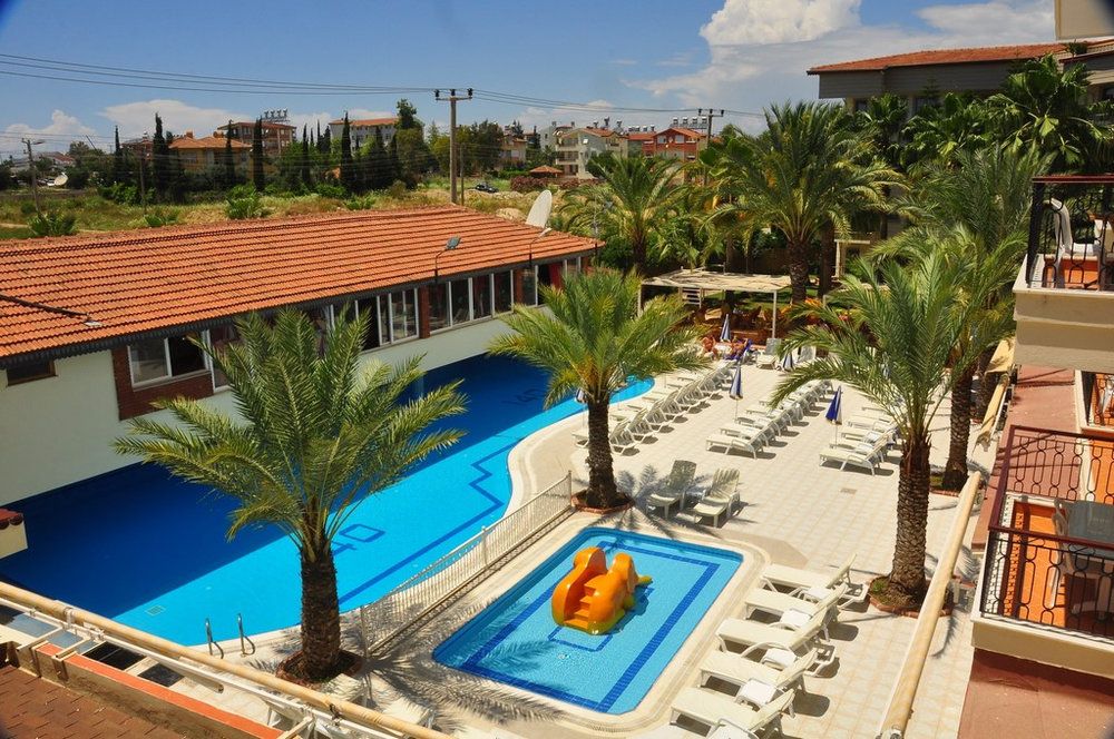 Cinar Family Suite Hotel фото 46
