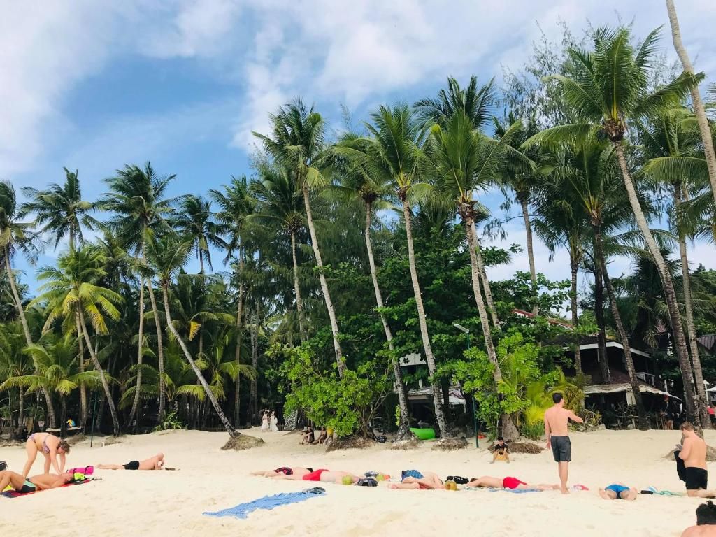 Гостиница «Cocoloco Boracay Beach Resort» фото 5