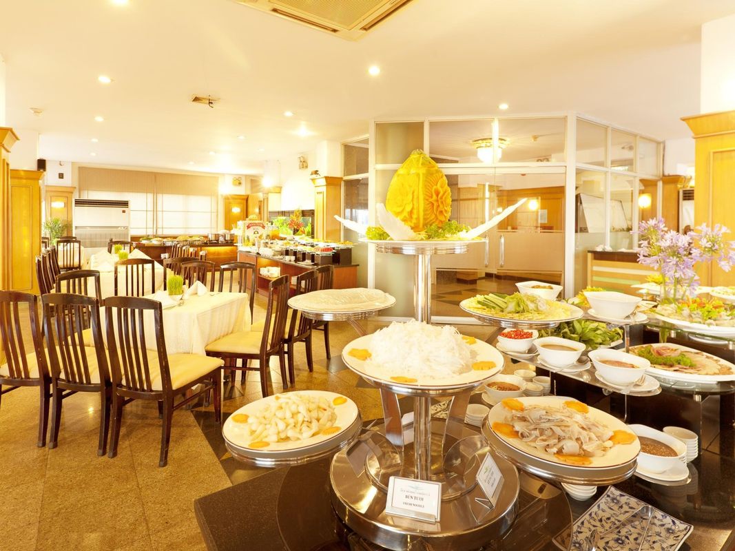 Liberty Hotel Saigon Parkview фото 19
