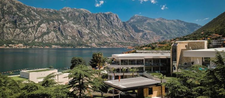 Фото отеля Hyatt Regency Kotor Bay Resort