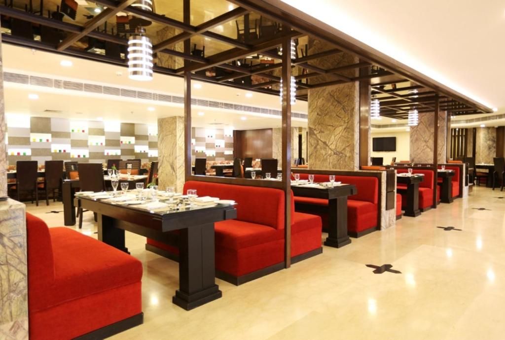 Golden Tulip Hotel Jaipur фото 41