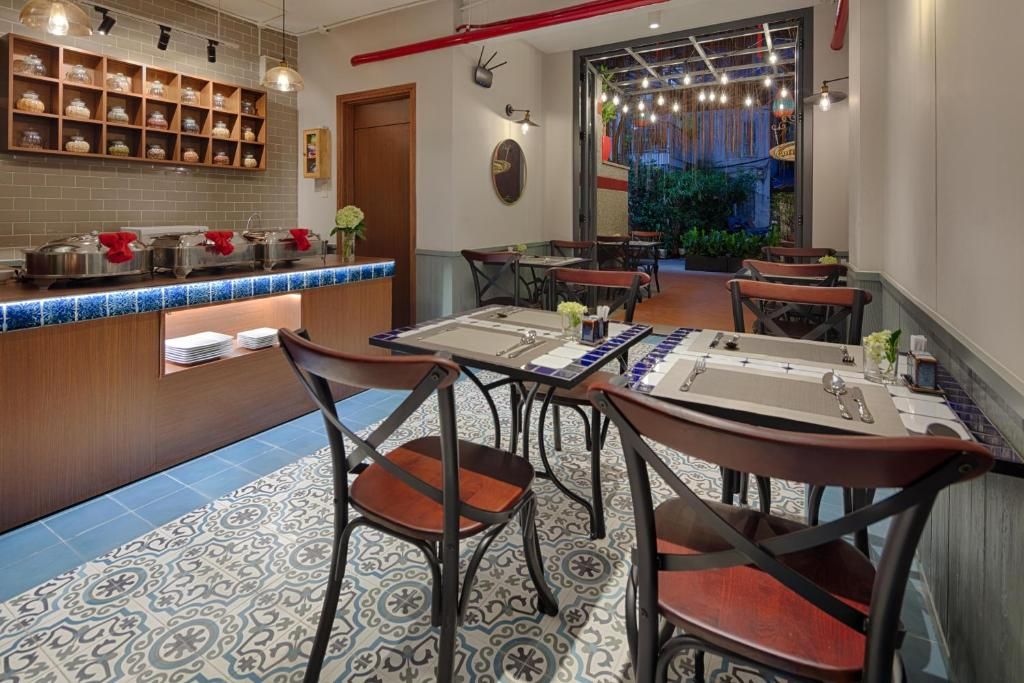 Little Saigon Boutique Hotel фото 3