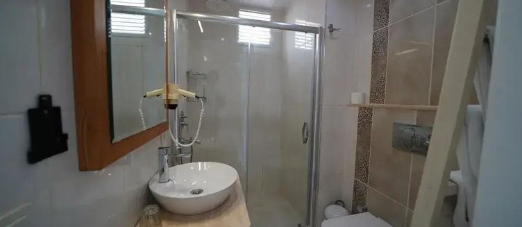 Фото отеля Maki Hotel