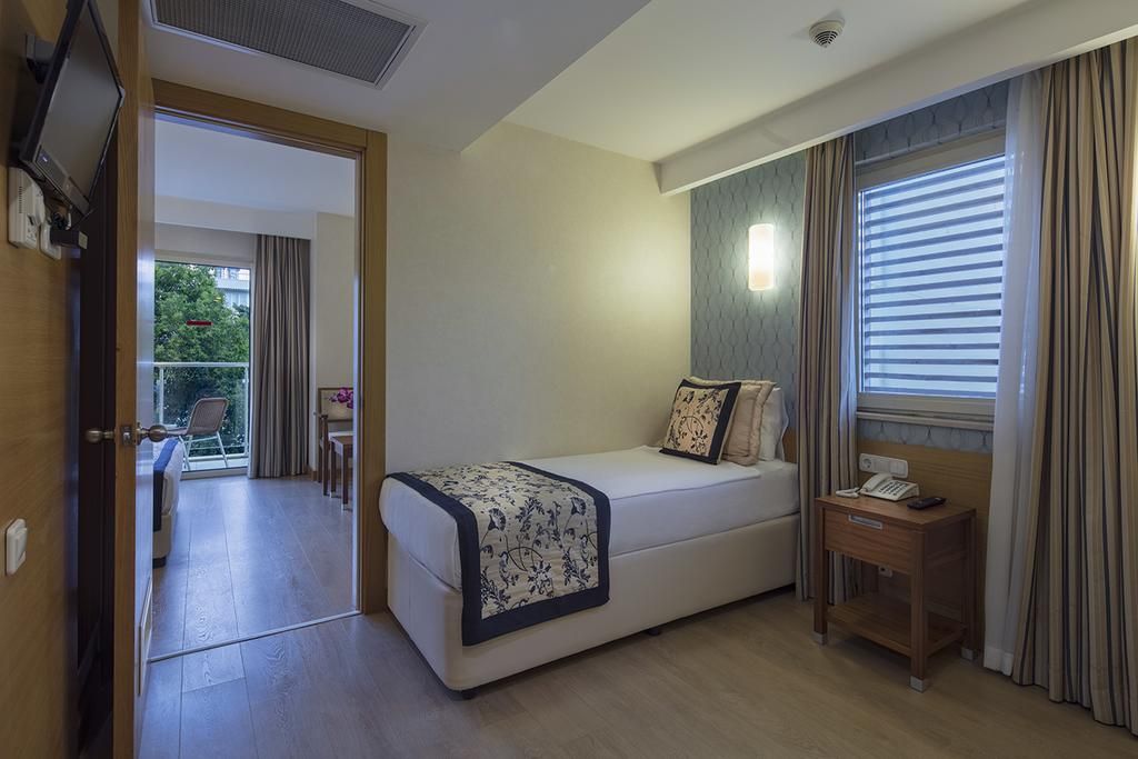 Trendy Side Beach Hotel фото 19