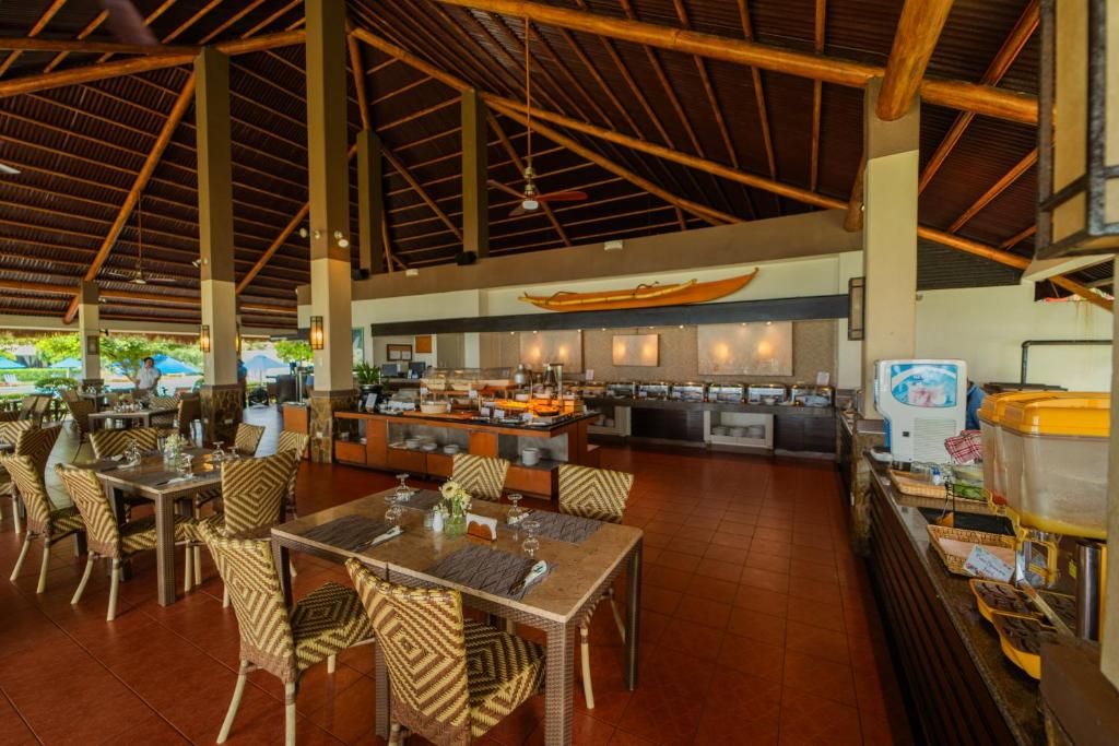 Bohol Beach Club фото 11