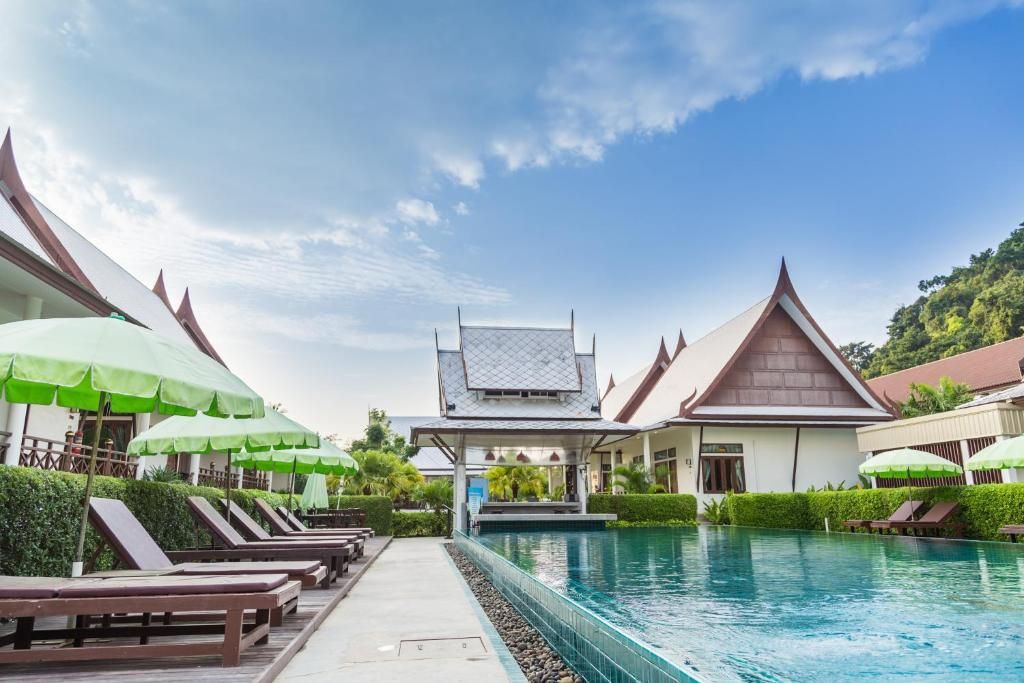 Bhu Tarn Koh Chang Resort & Spa фото 39