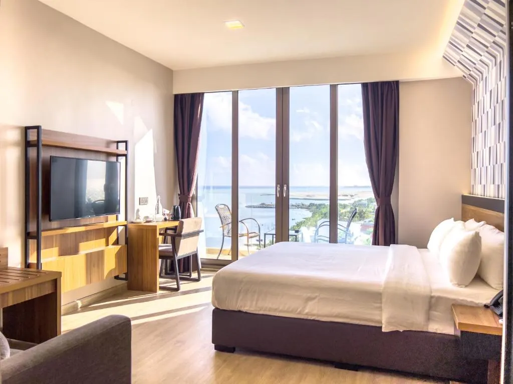 Triton Prestige Seaview & Spa фото 34