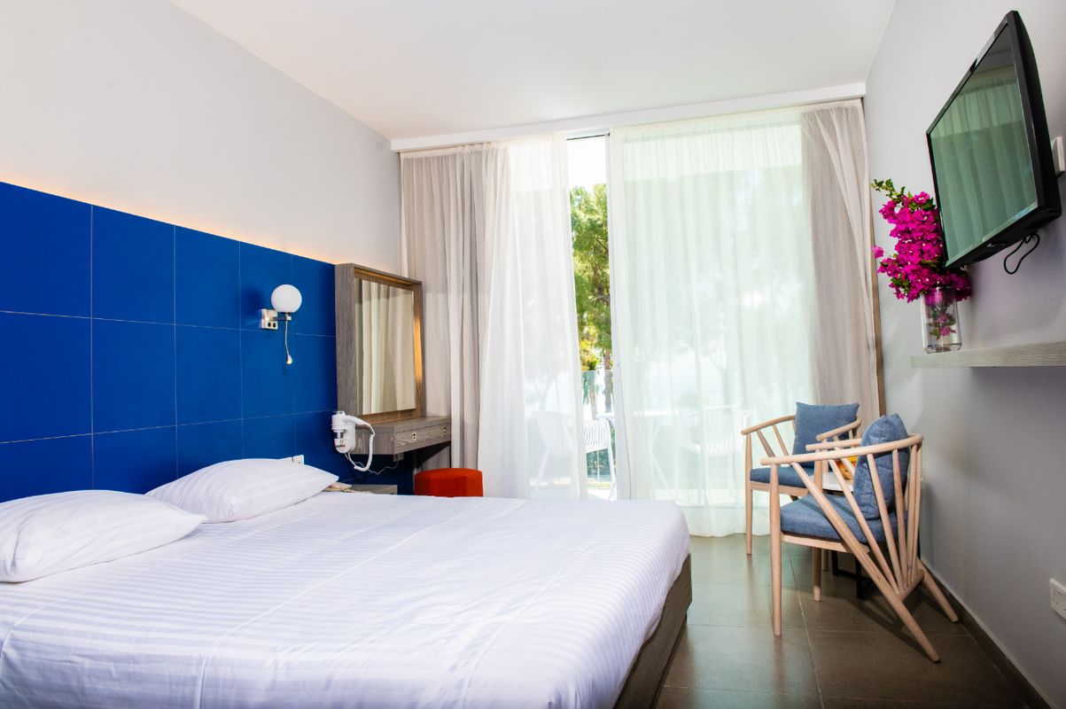 Park Beach Hotel фото 2