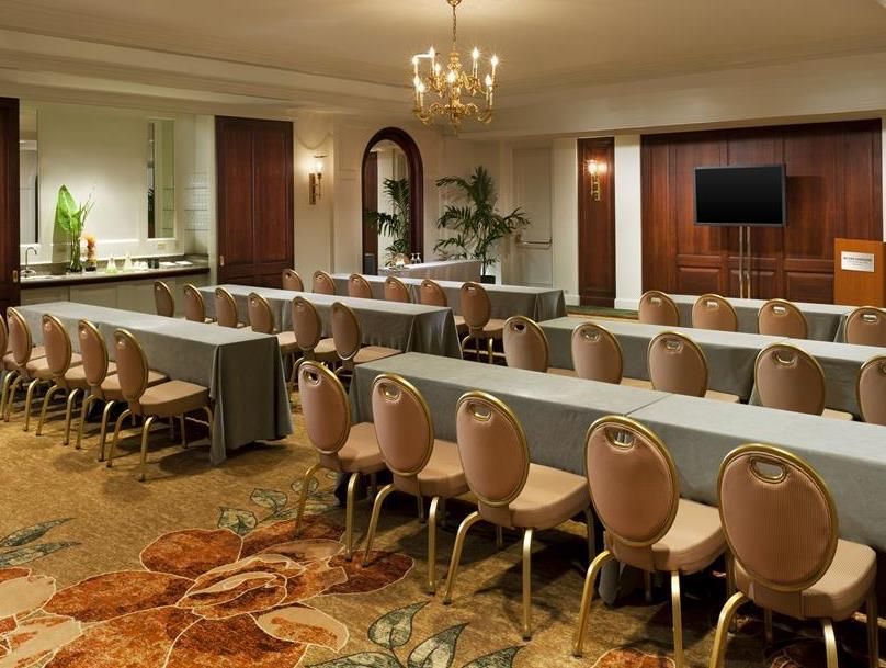 Moana Surfrider, A Westin Resort & Spa фото 8