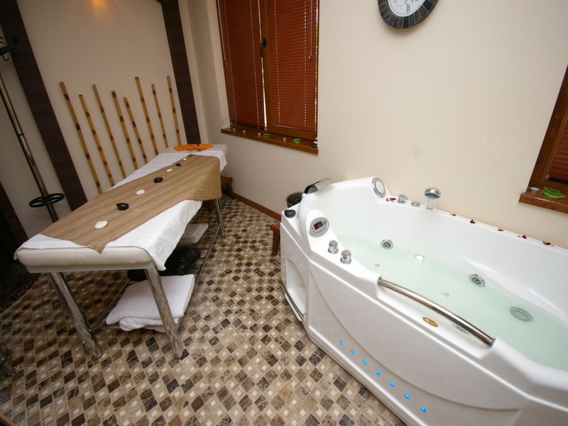 Laguna Beach Resort & Spa фото 23