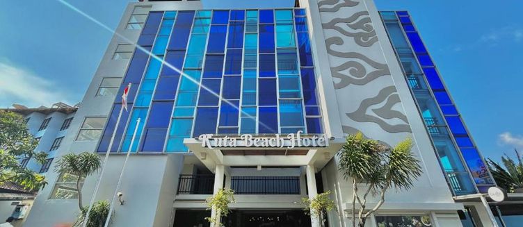 Фото отеля Kuta Beach Hotel