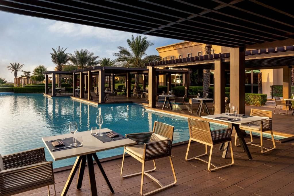 Saadiyat Rotana Resort and Villas фото 137