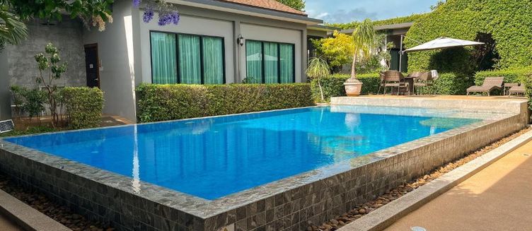 Фото отеля Baan Mee Phuket