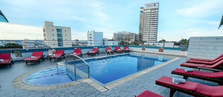 Фото отеля Thipurai City Hotel - SHA Plus