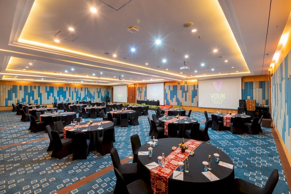 Vouk Hotel & Suites фото 83