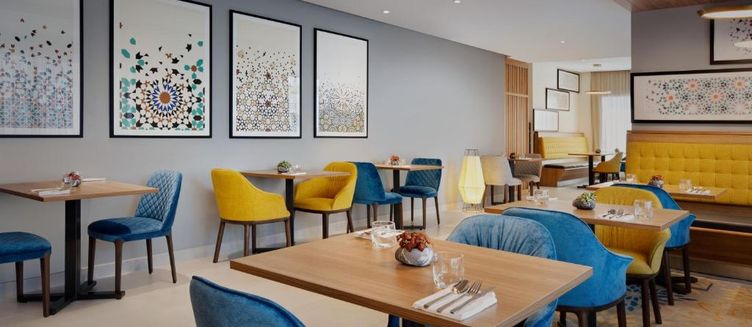 Фото отеля Hampton By Hilton Dubai Al Barsha