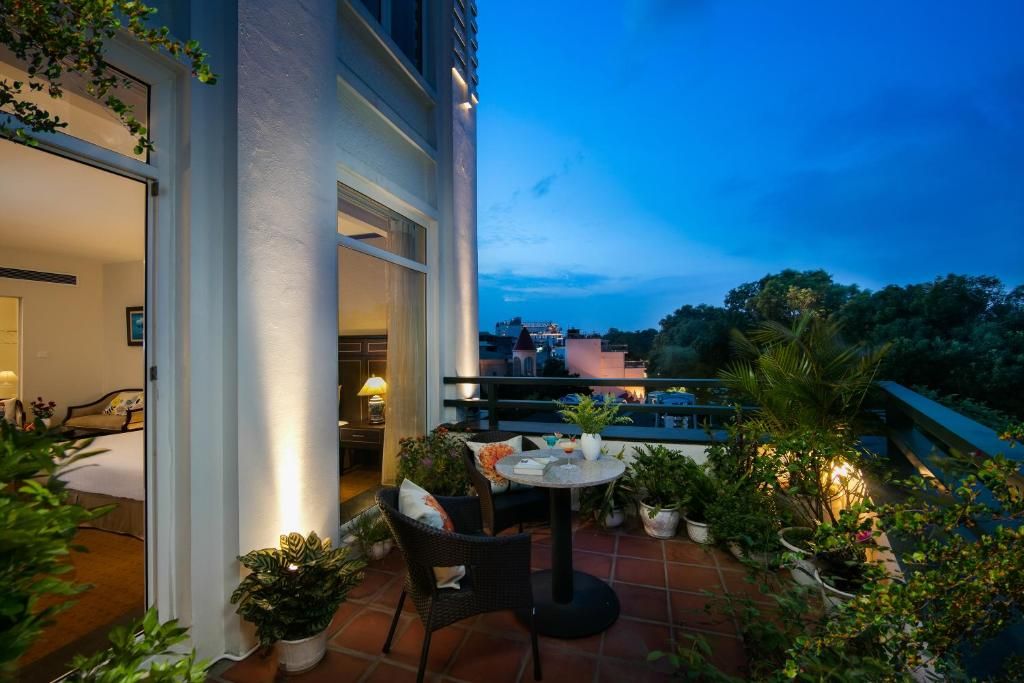 Zephyr Suites Boutique Hotel фото 46
