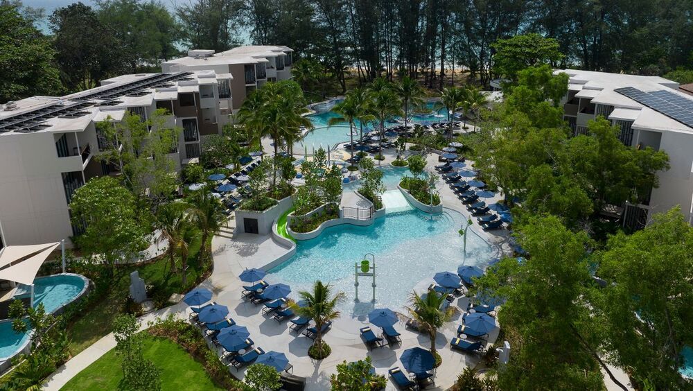 Le Meridien Phuket Mai Khao Beach Resort фото 38