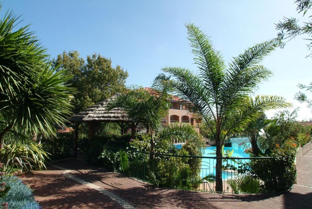 Pestana Village Garden Resort Aparthotel фото 18