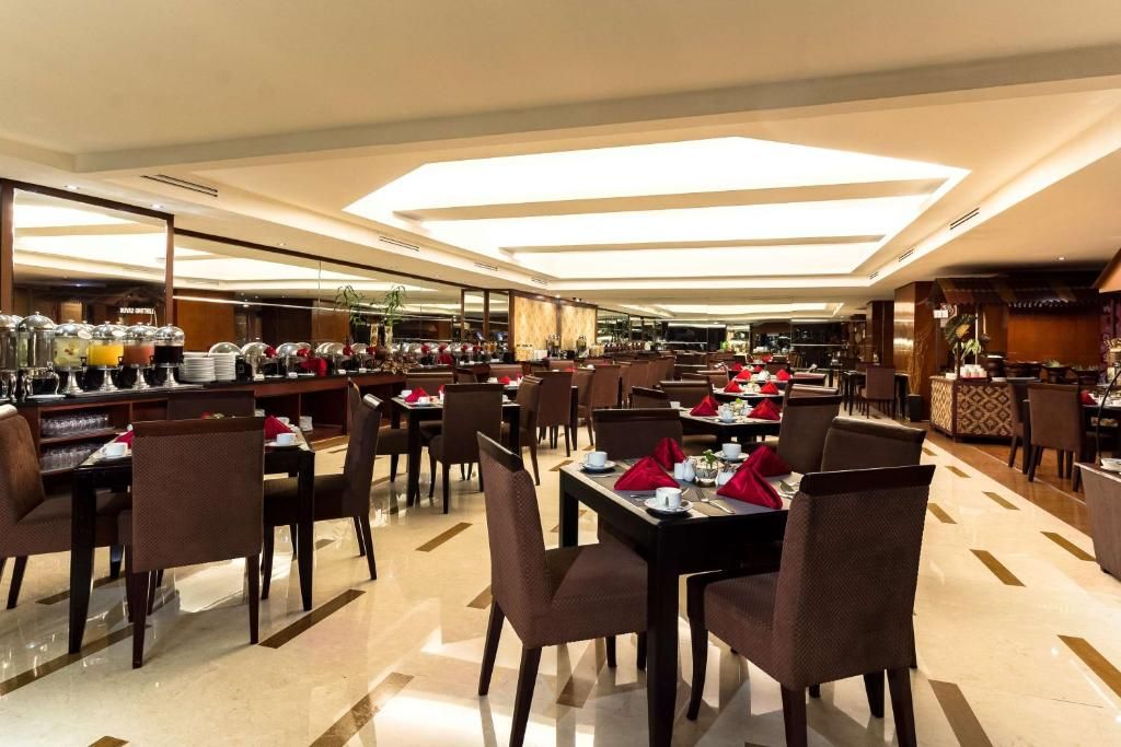 Best Western Mangga Dua Hotel and Residence фото 32