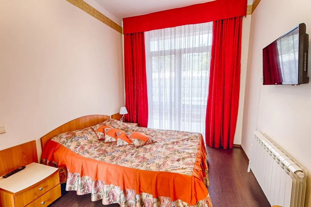 Гостиница «Hotel Kruiz na Serafimovicha» фото 0