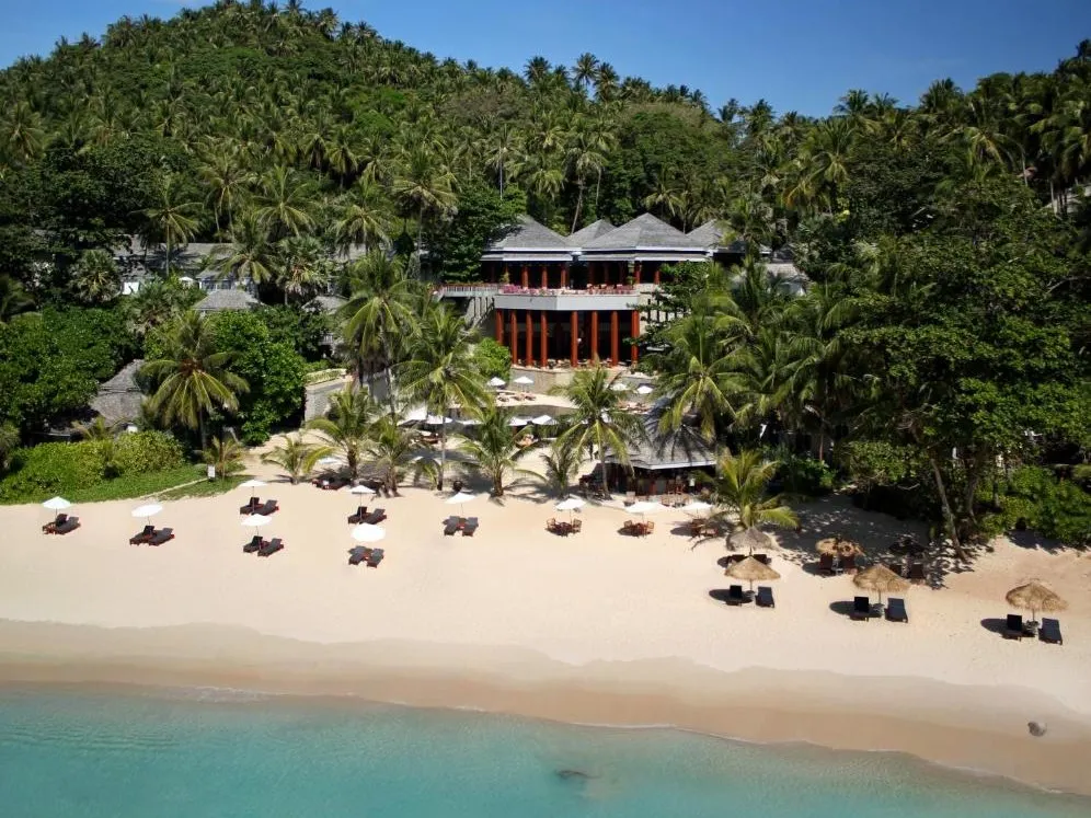 The Surin Phuket фото 0