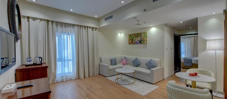 Фото отеля Vendome Plaza Hotel