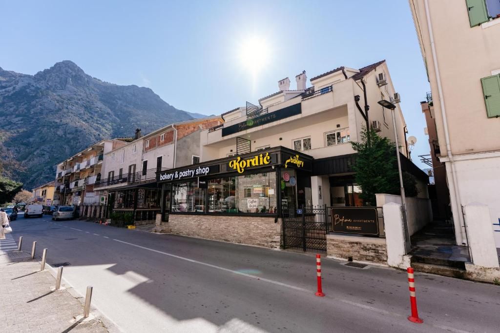 Accommodation Tianis Deluxe Rooms фото 20